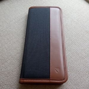 Stylish Black and Brown Card holder